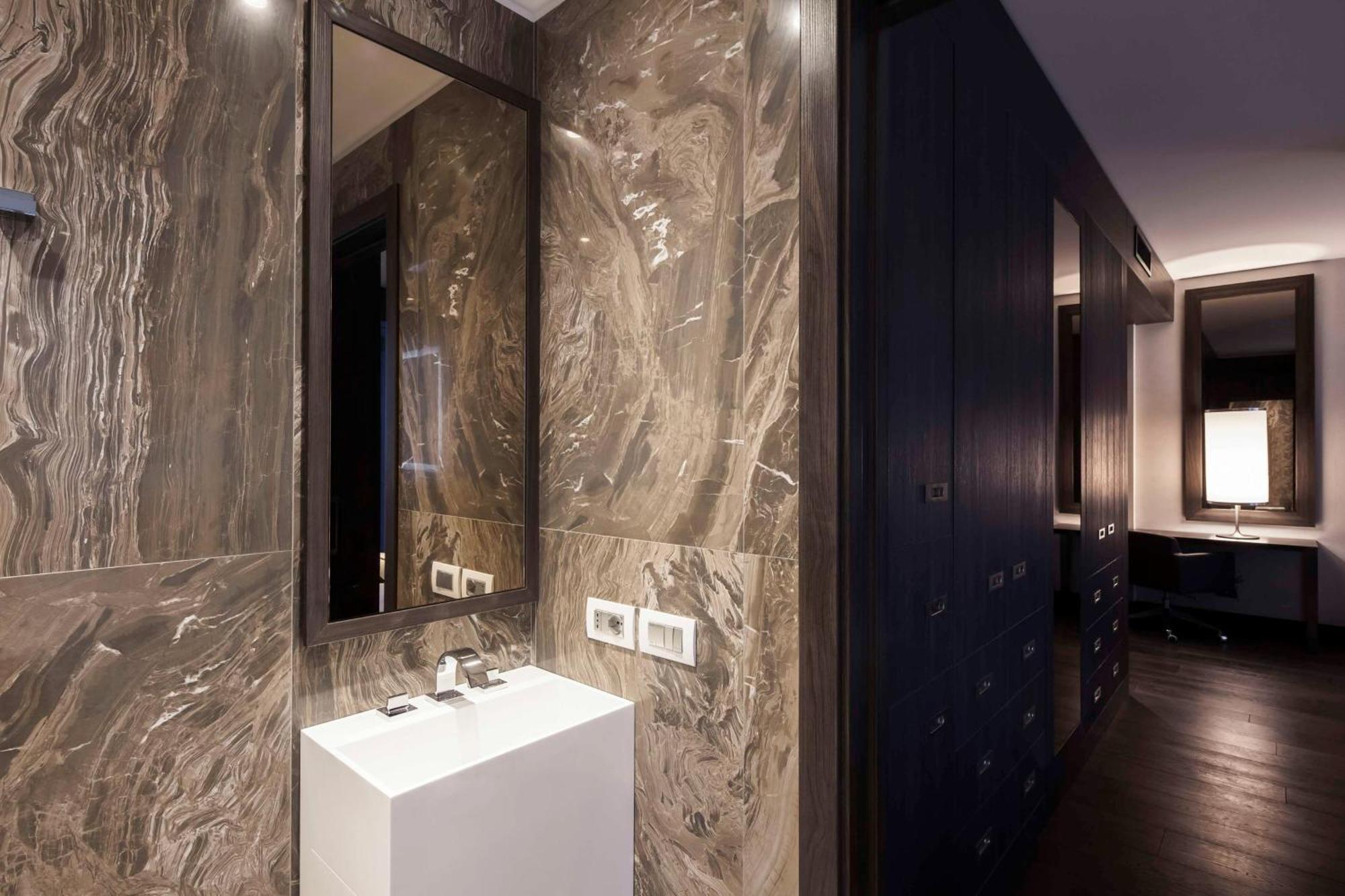 Hyatt Centric Milan Centrale Exterior foto