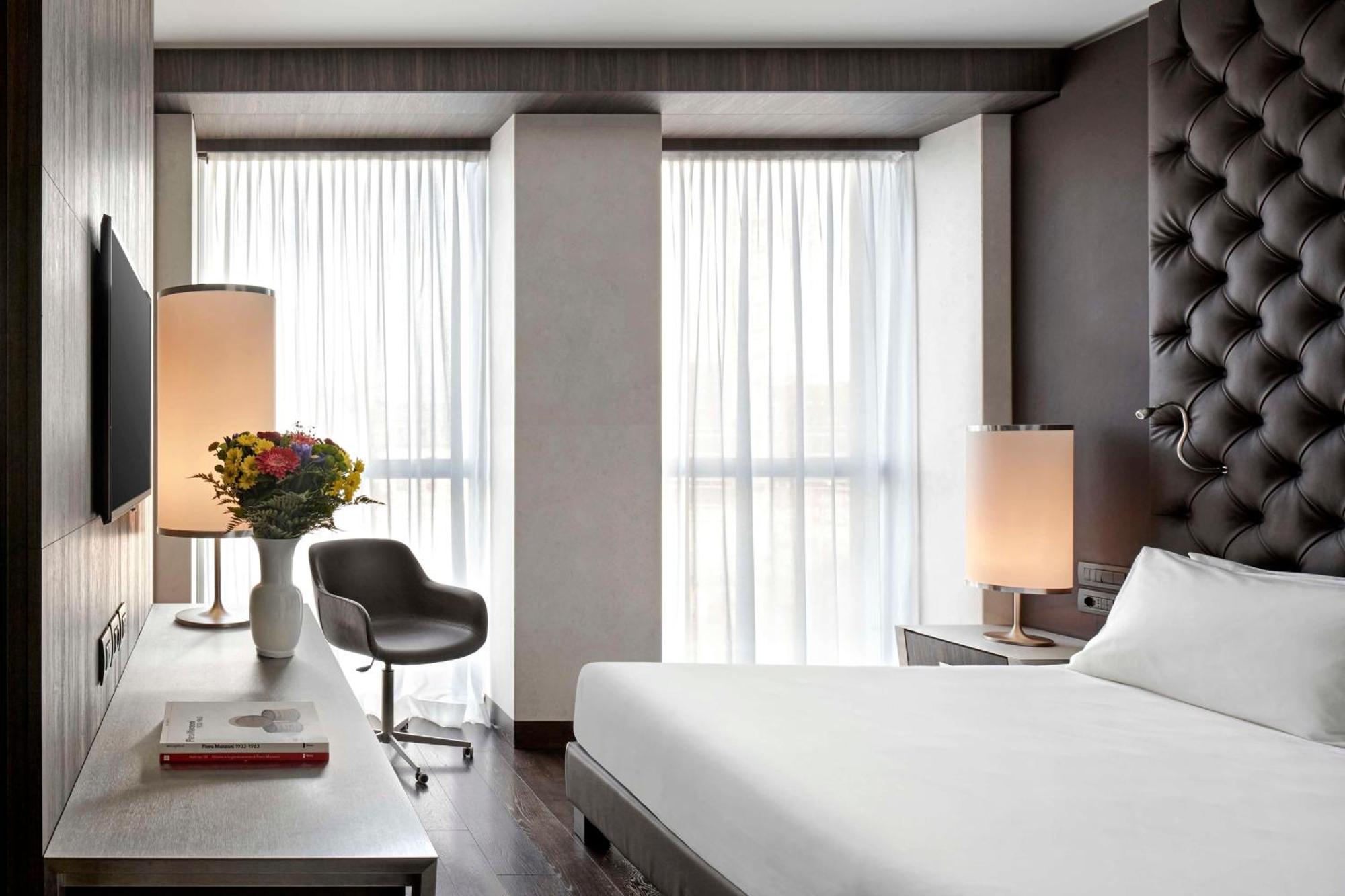 Hyatt Centric Milan Centrale Exterior foto
